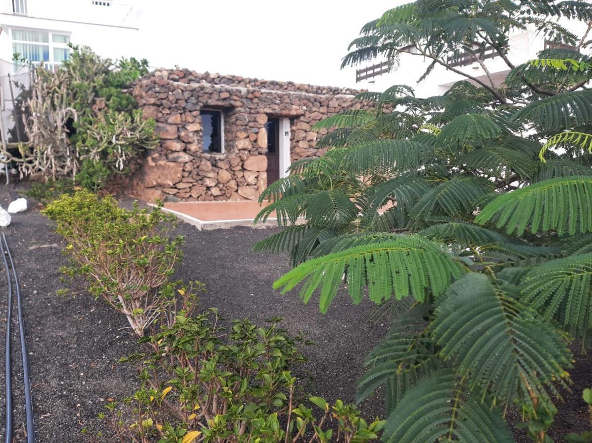 Loft La Tahonilla Guest House ติอาส ภายนอก รูปภาพ