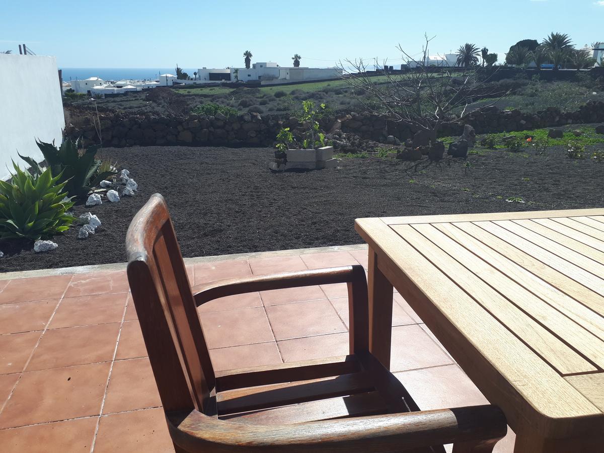Loft La Tahonilla Guest House ติอาส ภายนอก รูปภาพ