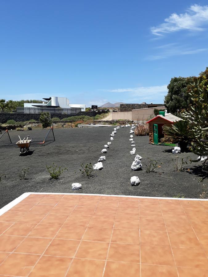Loft La Tahonilla Guest House ติอาส ภายนอก รูปภาพ