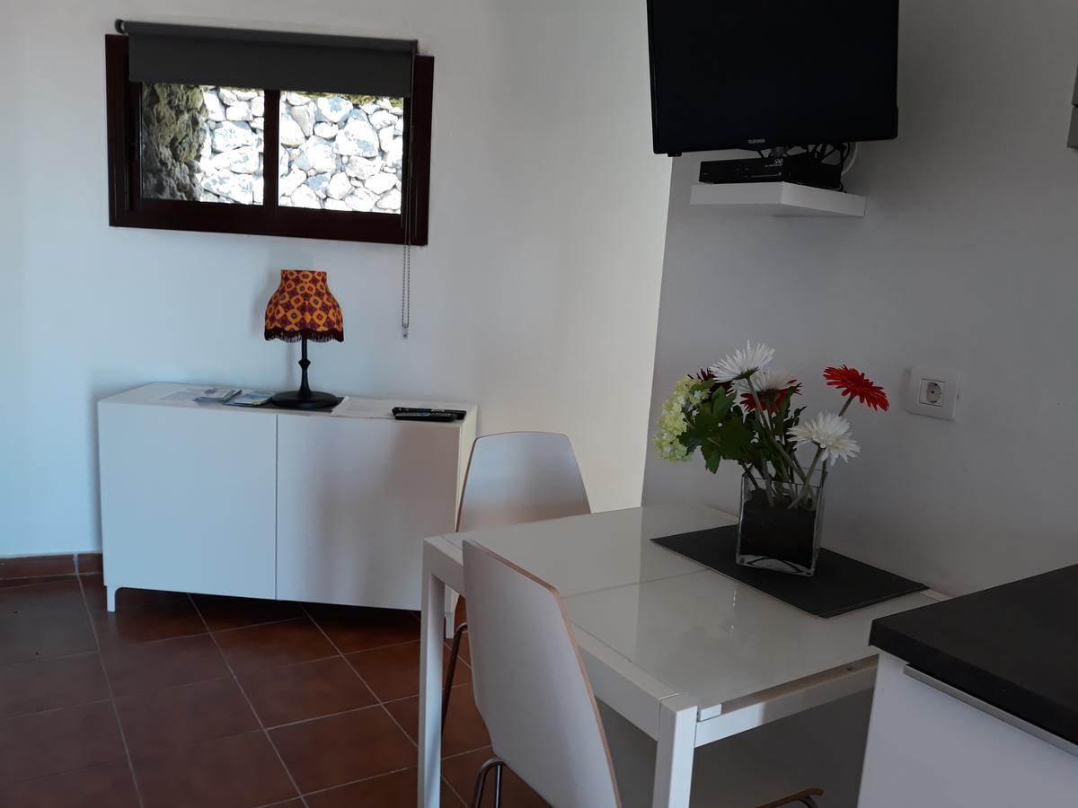 Loft La Tahonilla Guest House ติอาส ภายนอก รูปภาพ