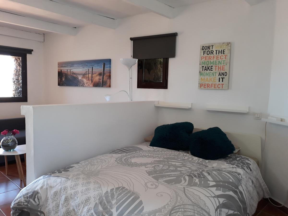 Loft La Tahonilla Guest House ติอาส ภายนอก รูปภาพ